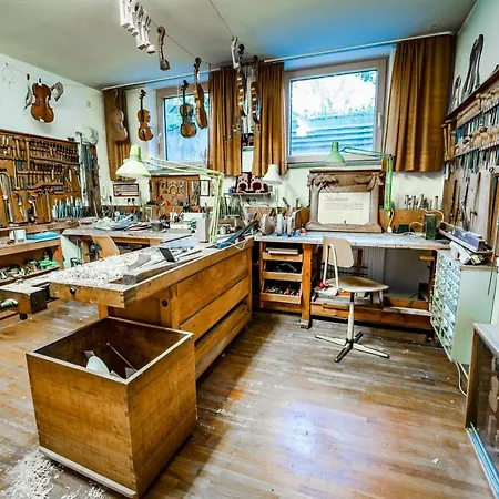 Haus Zum Geigenbauer Dom wakacyjny Mittenwald