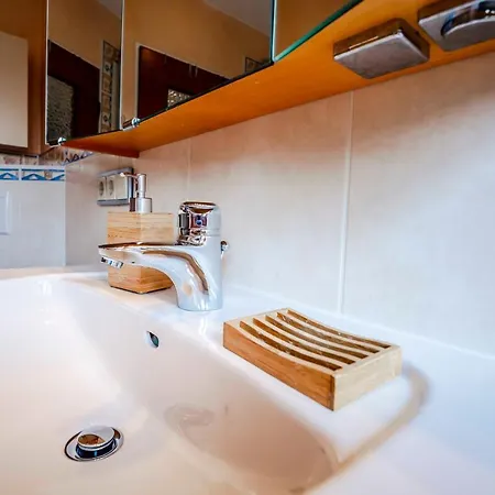 Dom wakacyjny Haus Zum Geigenbauer Mittenwald