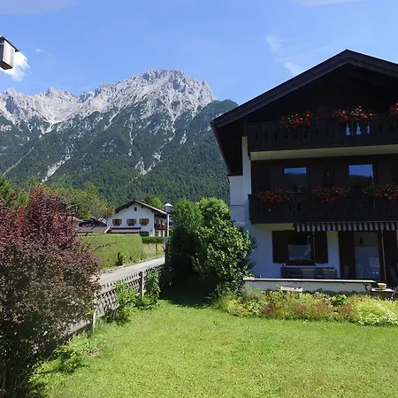 Dom wakacyjny Haus Zum Geigenbauer *