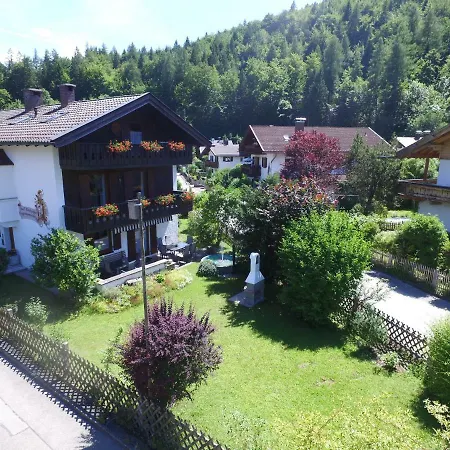 Haus Zum Geigenbauer * Mittenwald