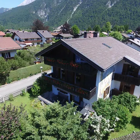 Dom wakacyjny Haus Zum Geigenbauer